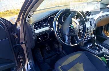 Универсал Skoda Superb 2012 в Вознесенске