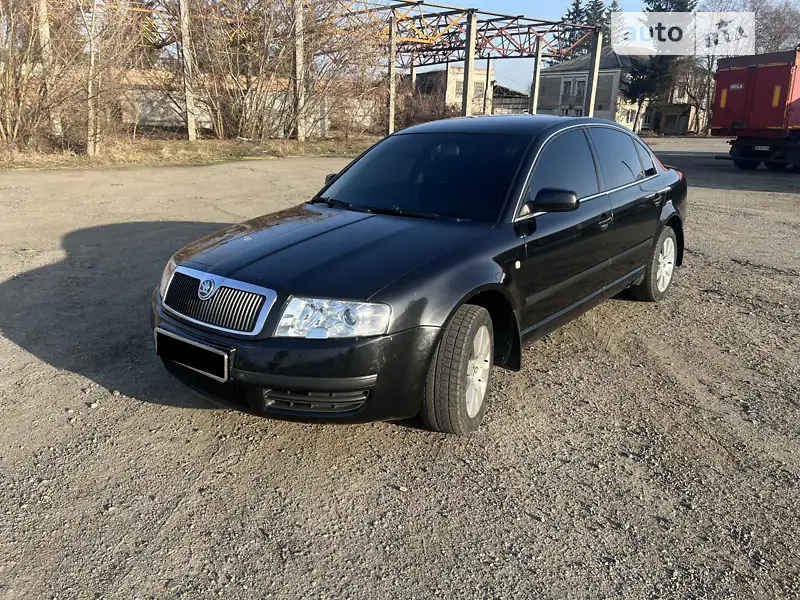 Skoda Superb 2004