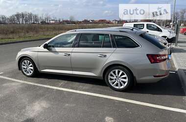 Универсал Skoda Superb 2018 в Виннице