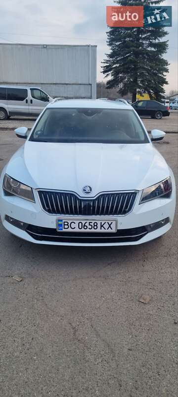 Универсал Skoda Superb 2016 в Львове