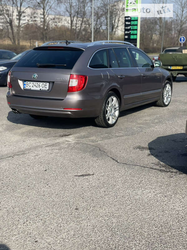 Універсал Skoda Superb 2012 в Львові фото 6 Універсал Skoda Superb 2012 в Львові