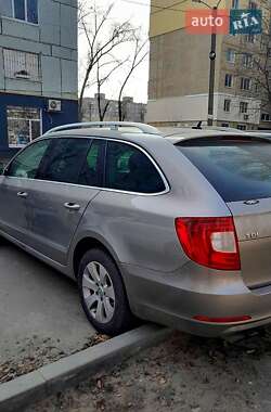Универсал Skoda Superb 2010 в 