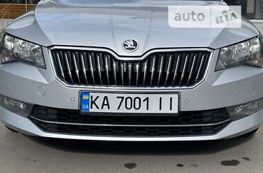 Лифтбек Skoda Superb 2019 в Киеве