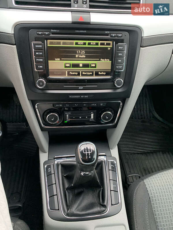 Универсал Skoda Superb 2012 в Хмельницком