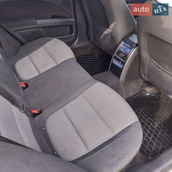 Ліфтбек Skoda Superb 2012 в Дніпрі