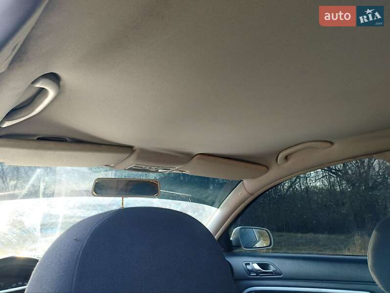 Ліфтбек Skoda Superb 2004 в Кропивницькому