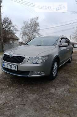 Універсал Skoda Superb 2010 в Броварах