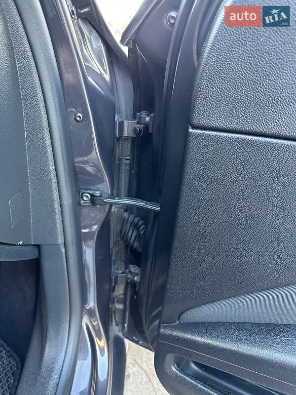 Универсал Skoda Superb 2010 в Киеве