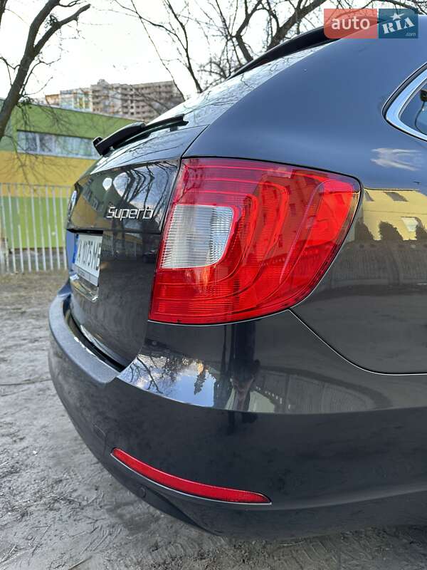 Универсал Skoda Superb 2010 в Киеве