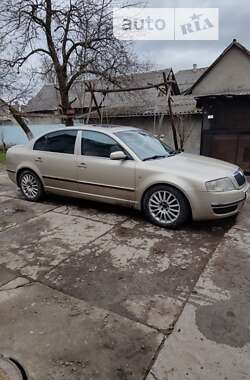 Лифтбек Skoda Superb 2005 в Бродах