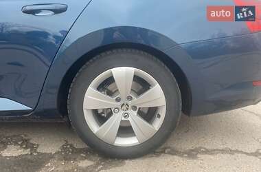 Універсал Skoda Superb 2017 в Кропивницькому
