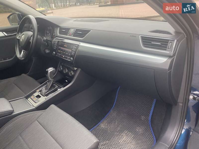 Универсал Skoda Superb 2017 в Кропивницком