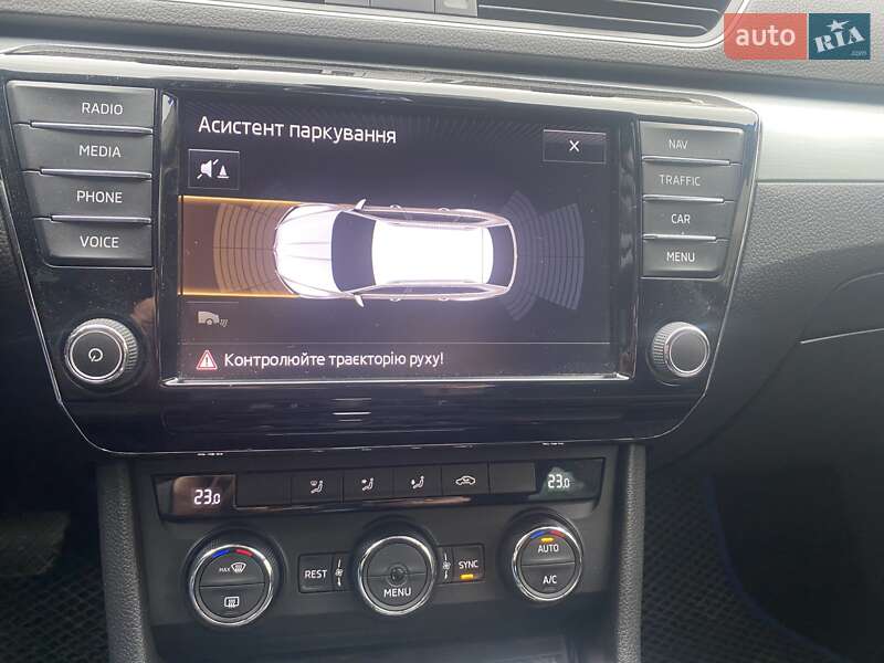 Универсал Skoda Superb 2017 в Кропивницком