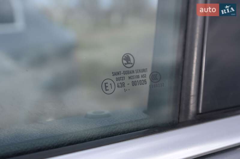 Ліфтбек Skoda Superb 2012 в Запоріжжі