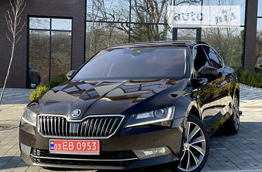 Лифтбек Skoda Superb 2018 в Ужгороде