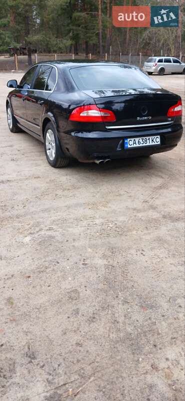 Лифтбек Skoda Superb 2012 в Черкассах