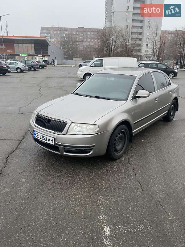 Ліфтбек Skoda Superb 2007 в Дніпрі