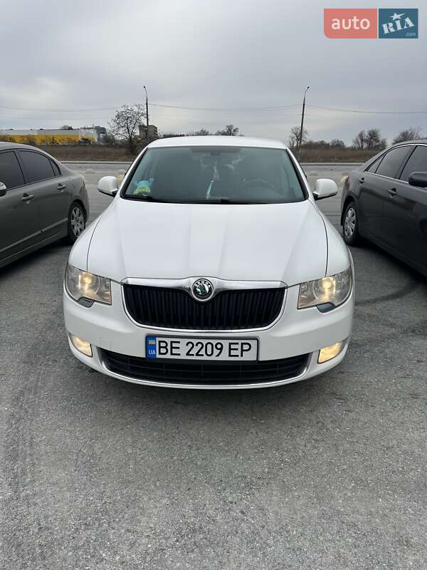 Skoda Superb 2011