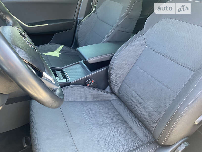 Универсал Skoda Superb 2016 в Покрове