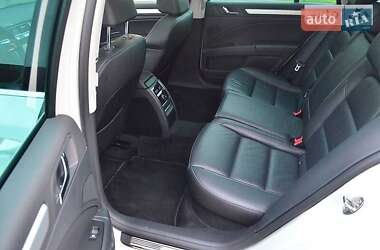 Універсал Skoda Superb 2013 в 