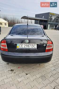 Лифтбек Skoda Superb 2006 в Черновцах