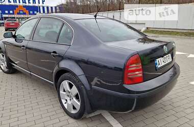 Лифтбек Skoda Superb 2004 в Белой Церкви