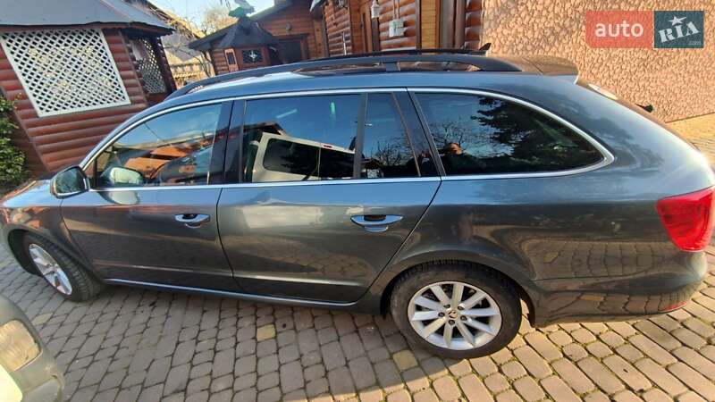 Универсал Skoda Superb 2015 в Надворной
