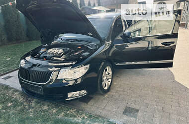 Ліфтбек Skoda Superb 2012 в Тячеві