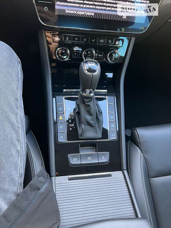 Лифтбек Skoda Superb 2020 в Ужгороде