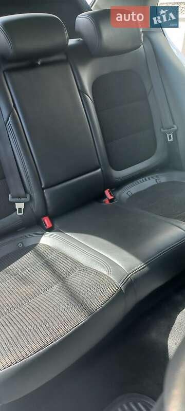 Лифтбек Skoda Superb 2010 в Одессе