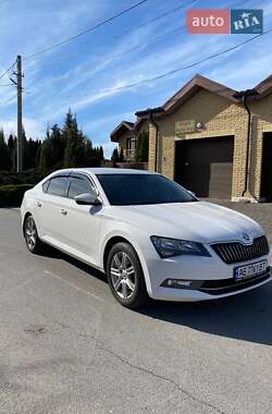Лифтбек Skoda Superb 2017 в 