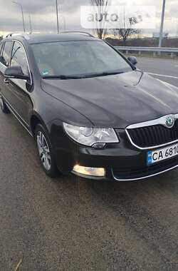 Универсал Skoda Superb 2012 в Золотоноше