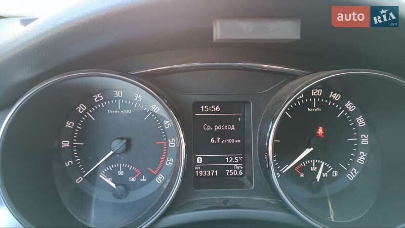 Лифтбек Skoda Superb 2014 в Запорожье