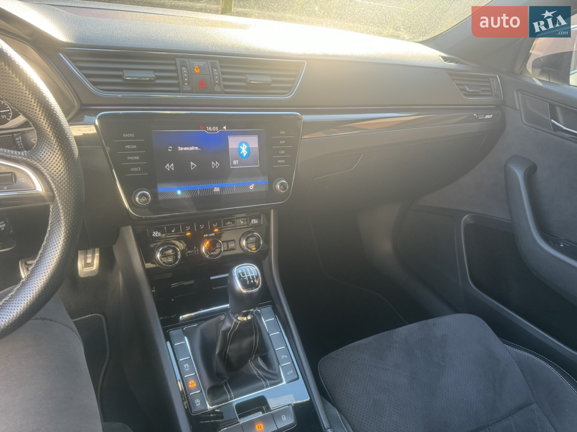 2017 Skoda Superb - мініатюра 14