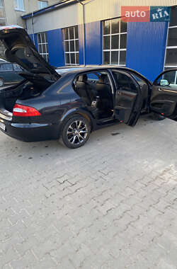 Лифтбек Skoda Superb 2012 в 