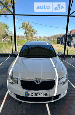 Универсал Skoda Superb 2013 в Виннице