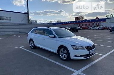 Универсал Skoda Superb 2017 в Ровно