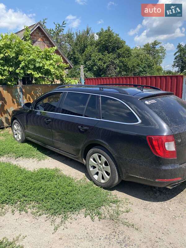 Универсал Skoda Superb 2012 в Полтаве