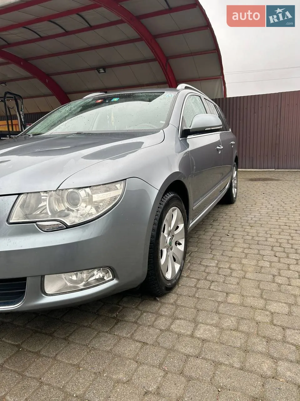 2010 Skoda Superb - мініатюра 31