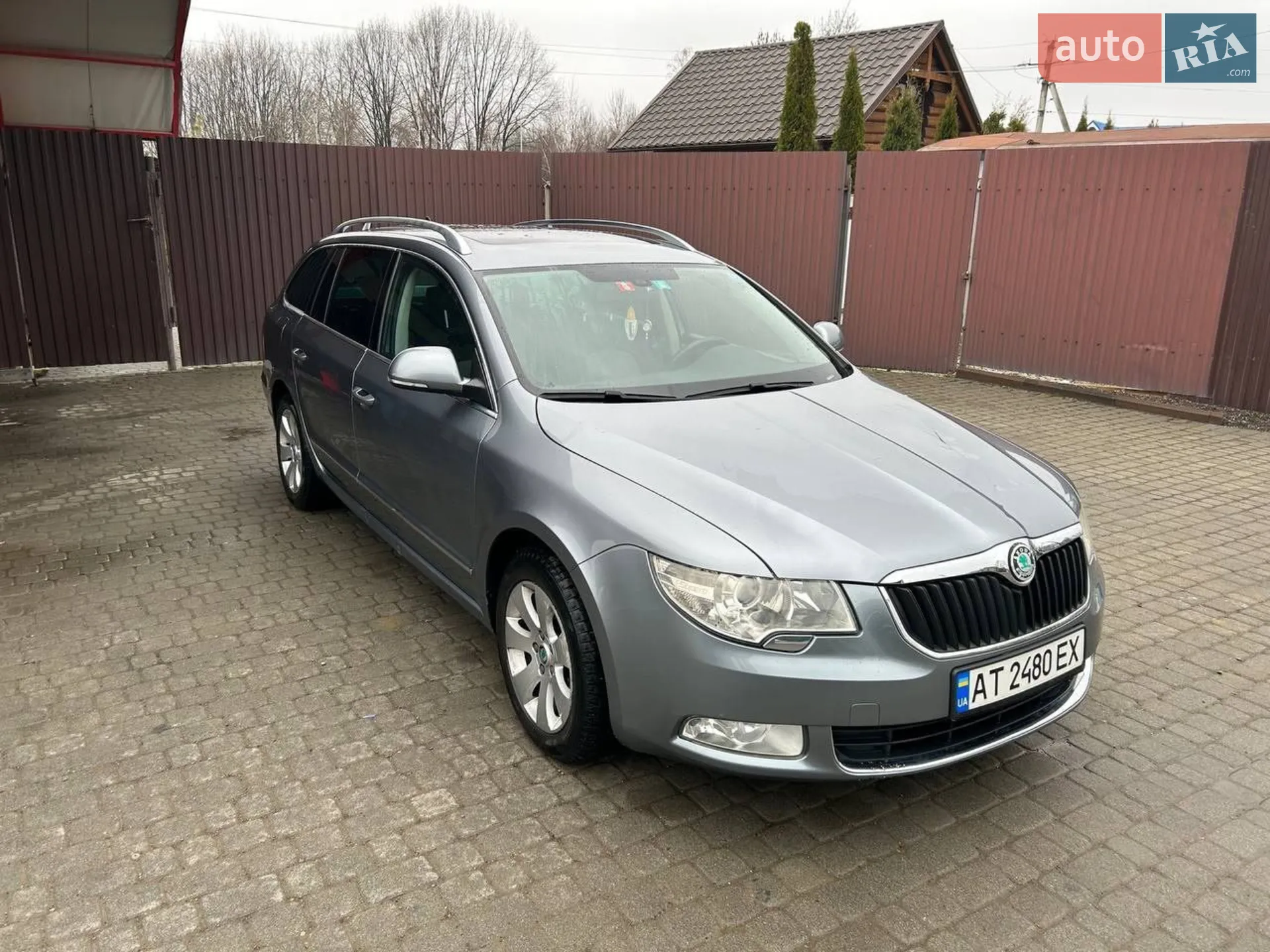 2010 Skoda Superb - мініатюра 16