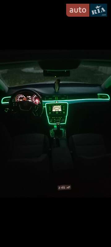 Универсал Skoda Superb 2010 в Надворной