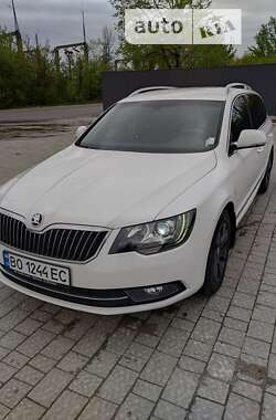 Универсал Skoda Superb 2015 в Тернополе