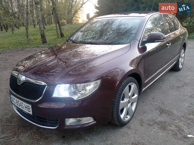 Лифтбек Skoda Superb 2008 в 