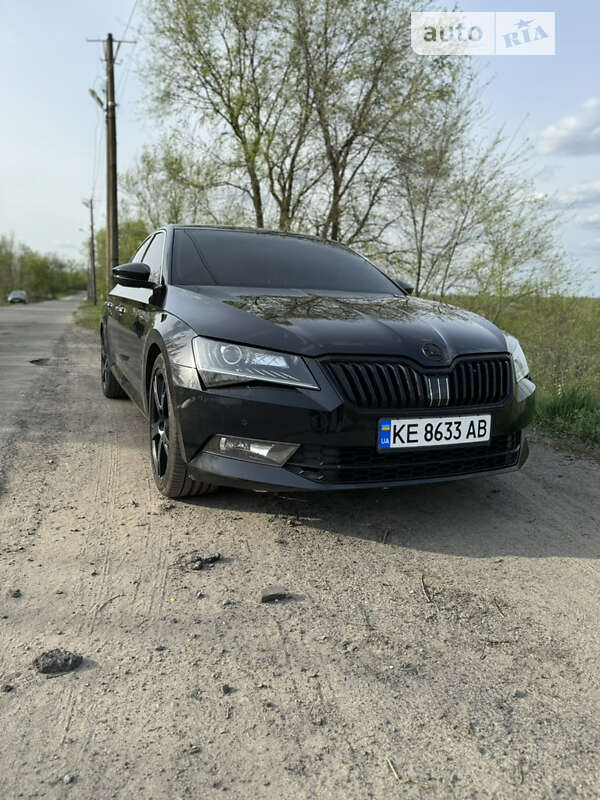 Ліфтбек Skoda Superb 2016 в Кривому Розі