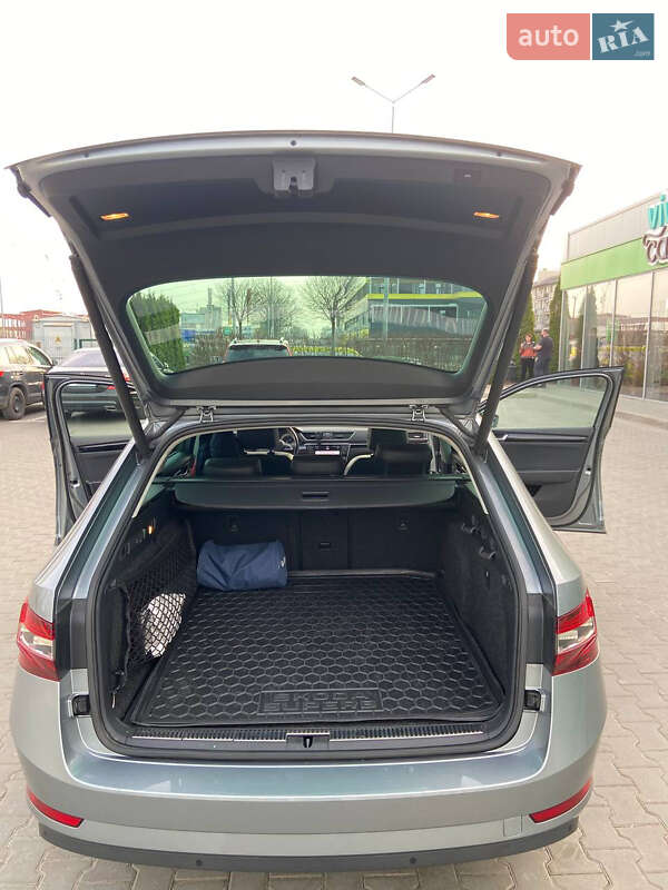 Универсал Skoda Superb 2016 в Киеве