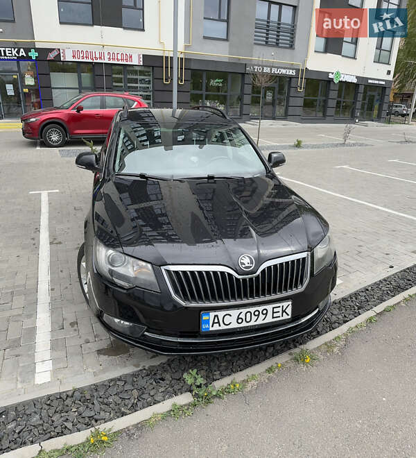 Универсал Skoda Superb 2013 в Ковеле