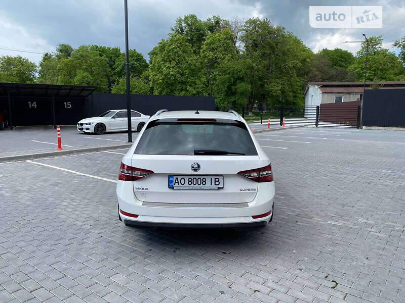 Универсал Skoda Superb 2015 в Сваляве фото 6 Универсал Skoda Superb 2015 в Сваляве