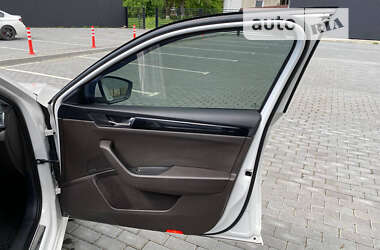 Универсал Skoda Superb 2015 в 