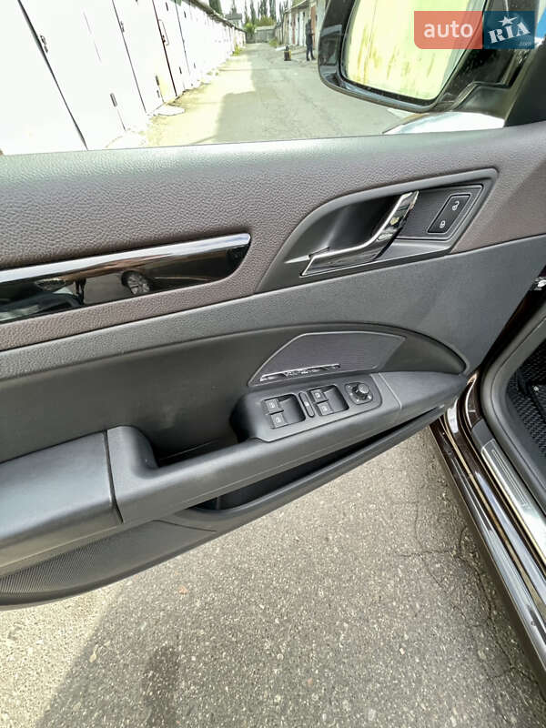 Ліфтбек Skoda Superb 2014 в Києві фото 12 Ліфтбек Skoda Superb 2014 в Києві