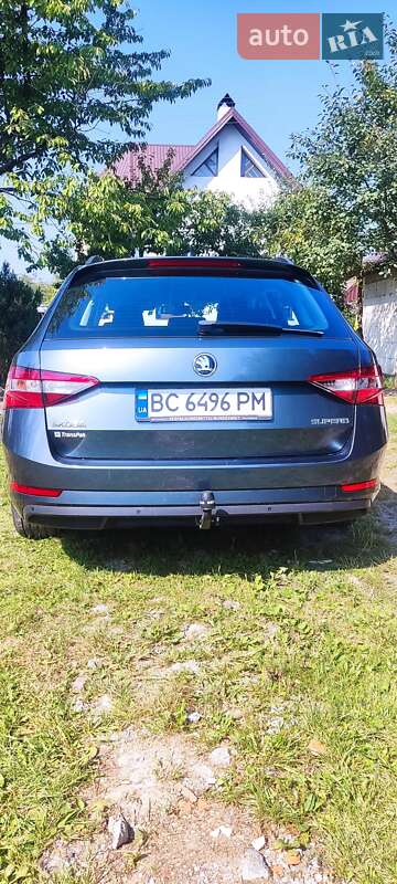Универсал Skoda Superb 2016 в Львове